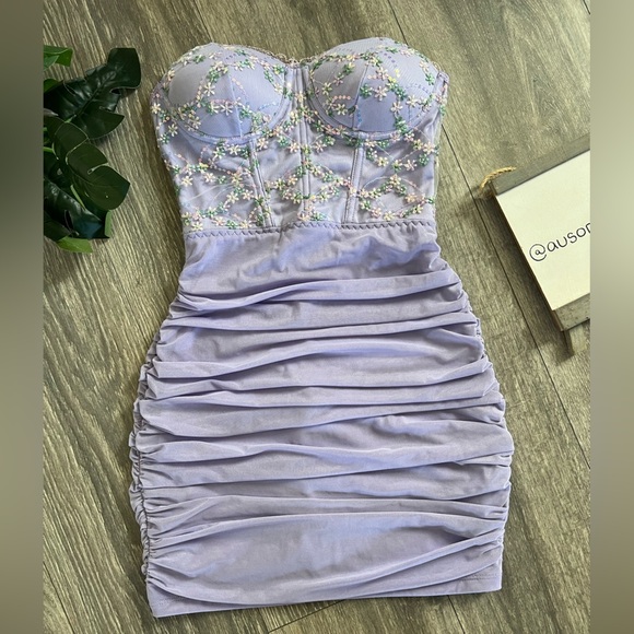 SHEIN Strapless Sweetheart Corset Floral Ruched Mini Dress in Purple. Size XS - Picture 4 of 16